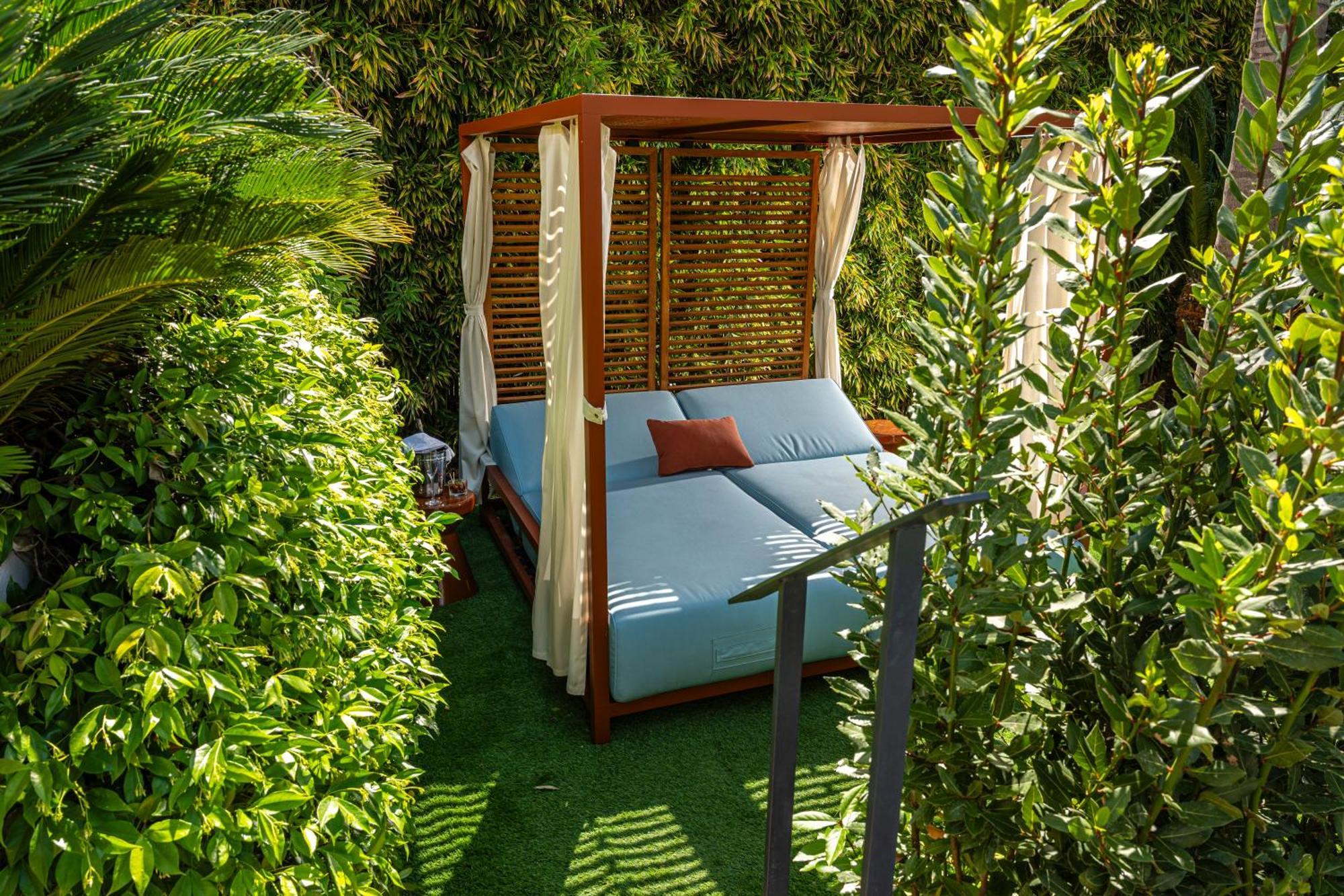 Hotel Le Canberra Cannes Exterior foto